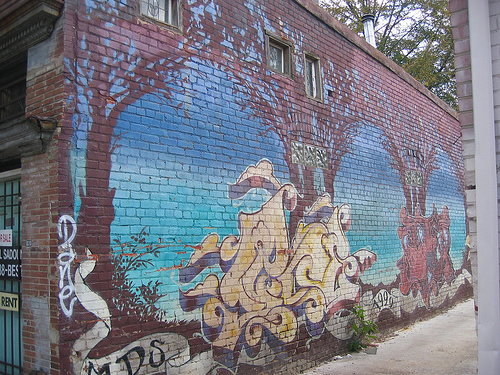 tree_mural_off_13th_st_2007