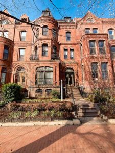 Today's Rental has "The luxury and charm of a 1BR unit in ...
